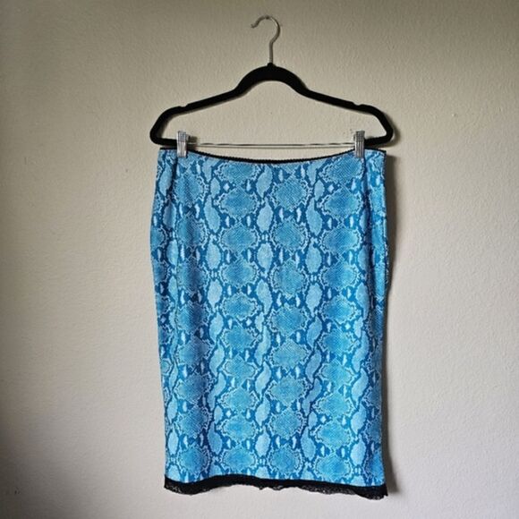 Vintage Y2K Xhilaration Bright Blue And Black Snake Print Lace Skirt Medium - Picture 2 of 6